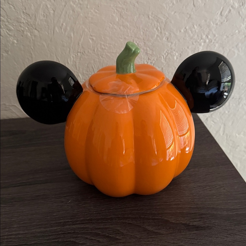 Disney Mickey Pumpkin Jar - Picture 2 of 3
